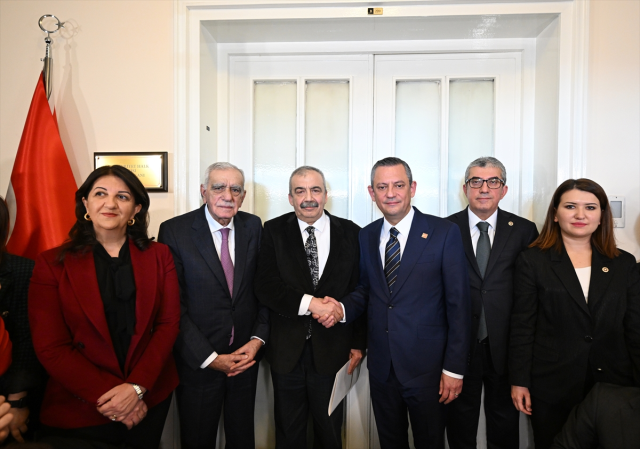 The DEM Party delegation in Imralı met with the CHP... Özel: 'We emphasize the will expressed to stop the flowing tears and blood'