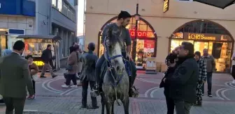 Bartın'da Atlı Gezinti, Polis Müdahalesiyle Sona Erdi