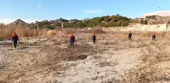 Adıyaman'da Kayıp 65 Yaşındaki Nuriye Parmaksız için Arama Kurtarma Çalışmaları Devam Ediyor