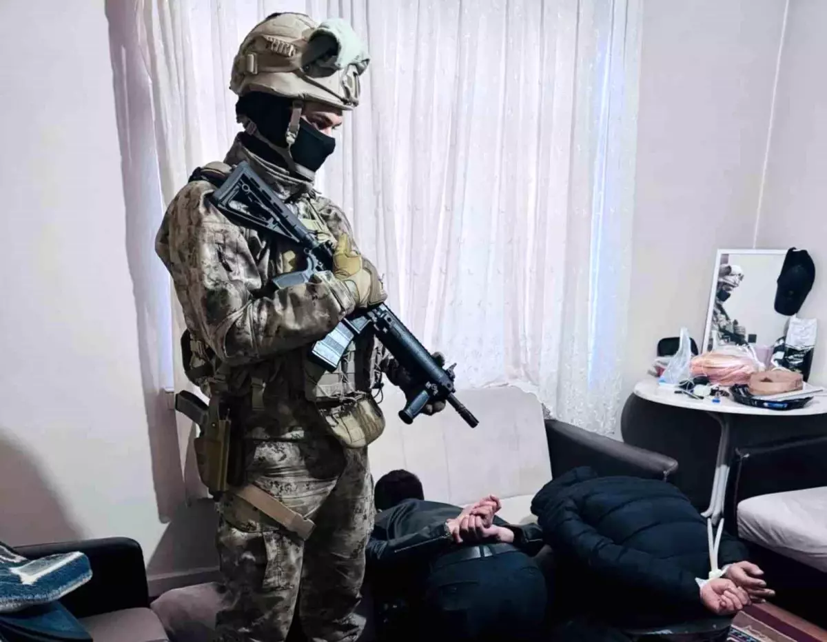 Malatya'da Torbacılara Yönelik Operasyonda 15 Gözaltı