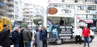 Manisa'da Ferdi Tayfur Anısına Lokma Dağıtımı