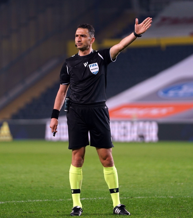 Savcıları göreve çağırdı: Ali Koçtan basın toplantısına damga vuran şike çıkışı Savcıları göreve çağırdı: Ali Koçtan basın toplantısına damga vuran şike çıkışı