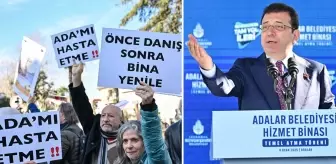 Ekrem İmamoğlu, kendisini protesto eden vatandaşla kürsüden atıştı