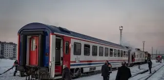 Turistik Doğu Ekspresi'nin Boş Vagonunda Duman Çıktı