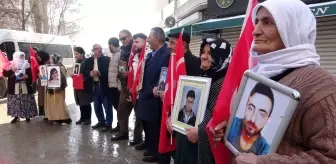 PKK Tarafından Kaçırılan Çocuklar için Ailelerin Umutlu Bekleyişi