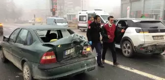 Elazığ'da Yoğun Sis ve Buzlanma Nedeniyle Zincirleme Trafik Kazası