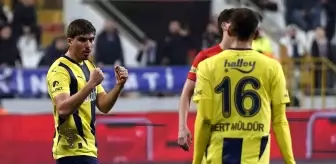 Fenerbahçe'nin Genç Stoperi Yusuf Akçiçek, A Takımla İlk Golünü Attı