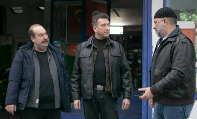 Arka Sokaklar bu akşam var mı? Arka Sokaklar 696. bölüm izle! Arka Sokaklar son bölüm neler oldu?