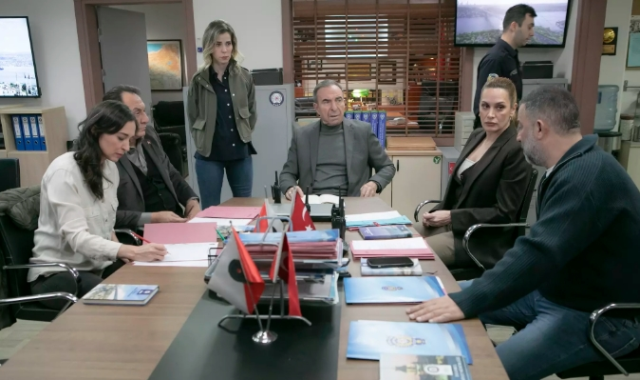 Arka Sokaklar bu akşam var mı? Arka Sokaklar 696. bölüm izle! Arka Sokaklar son bölüm neler oldu?