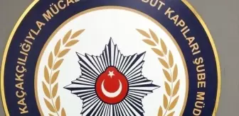 Çanakkale'de Düzensiz Göçmen Operasyonu: 9 Göçmen Yakalandı, 1 Avukat Tutuklandı