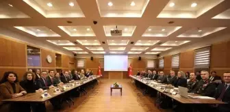 Dışişleri Bakan Yardımcısı Yılmaz, ABD'li Yetkili ile Suriye Üzerine Görüşme Yaptı