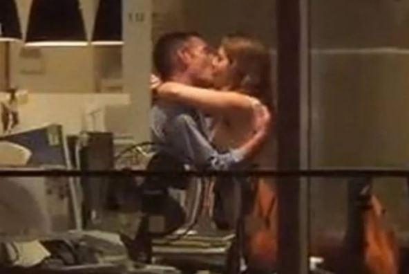 The couple, thinking that the office windows were not visible from the outside, engaged in a relationship; the footage went viral