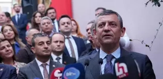 Özgür Özel'in İsmet İnönü ile ilgili sözleri gündem oldu: Övdü mü yerdi mi belli değil