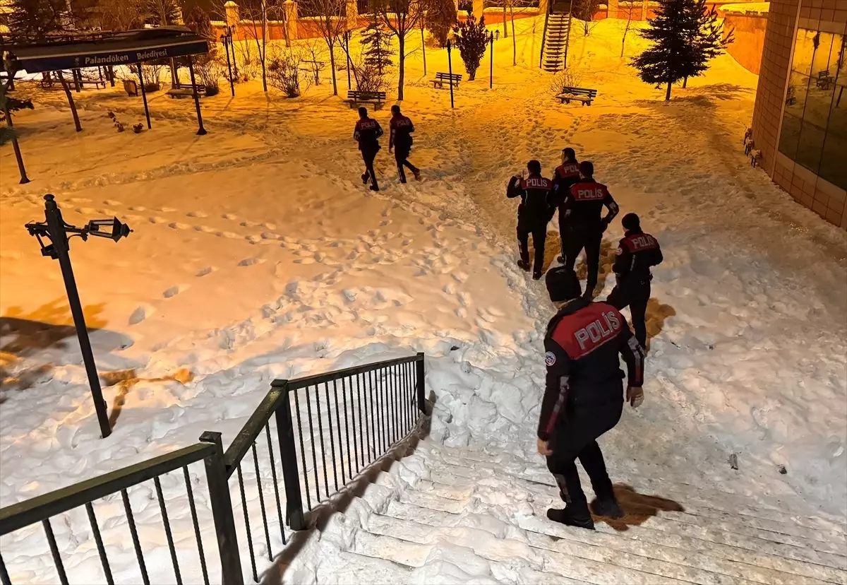 Palandöken'de Bıçaklı Kavga: 1 Yaralı