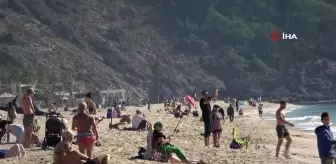 Antalya'da Ocak Ayında Güneşli Hava ve Deniz Keyfi