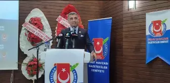 CHP'li Dinçer: 'Bugün Katil Olup Dışarı Çıkartılmak İstenen Bir Sürü İsim Varken, Birçok Gazetecimiz Suçsuz Yere Hapiste Yatmaktadır'