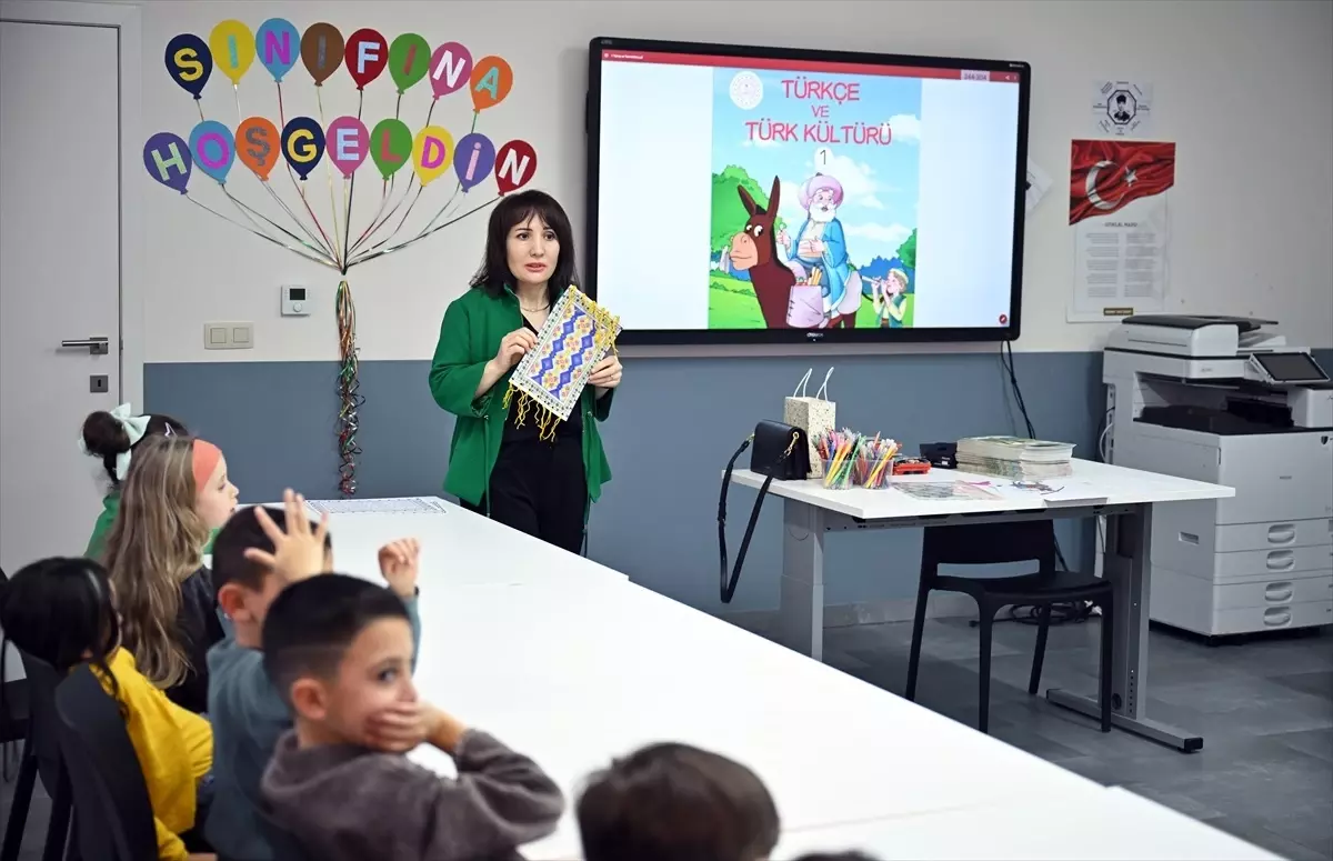 Belçika'da Türkçeyi ve Kültürü Güçlendiren Proje