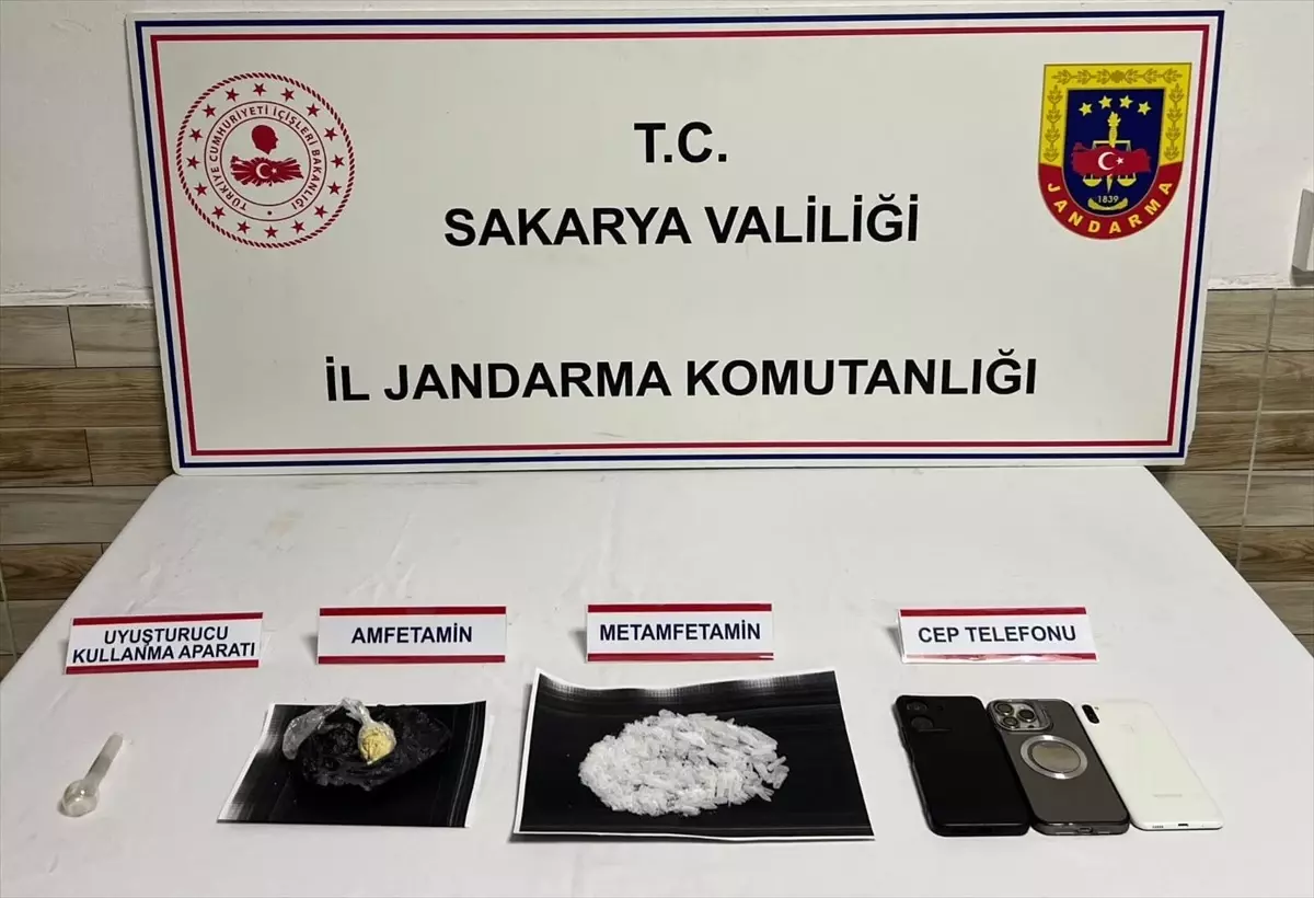 Karasu'da Uyuşturucu Operasyonu: 2 Tutuklama