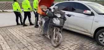 Bursa'da Motosiklet ile Otomobil Çarpıştı: Bir Yaralı