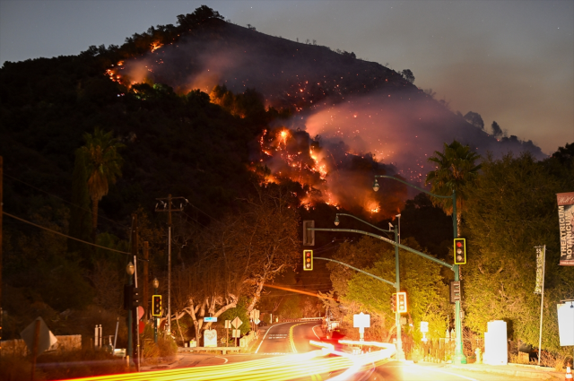 The number of fatalities in the fires in the USA has risen to 16