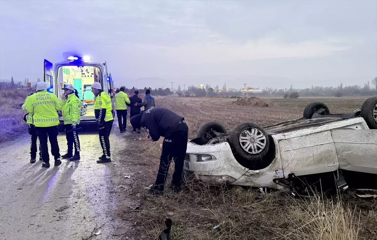 Elmadağ'da Otomobil Devrildi: 1 Ölü, 4 Yaralı