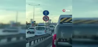 Kartal'da Servis Sürücüleri Trafiği Tehlikeye Attı