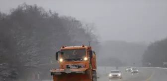 Kırklareli'nin Yüksek Kesimlerinde Kar Yağışı Etkili Oluyor