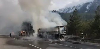 Adana'da Yolcu Otobüsünde Yangın Çıktı