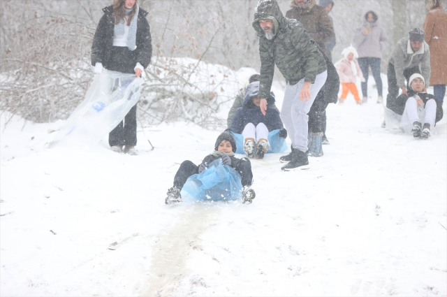 Snow has reached the doorstep of Istanbul