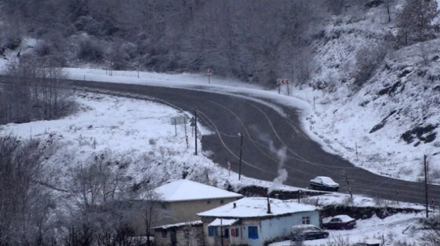 Snow has reached the door of Istanbul