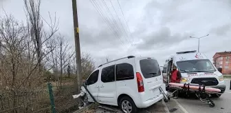 Samsun'da Trafik Kazası: 1'i Çocuk 3 Yaralı