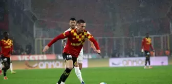 Göztepe, Kasımpaşa'yı 5-0 Mağlup Etti