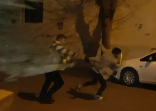 Madde bağımlısı genç kuaför dükkanını yakmak istedi Madde bağımlısı genç kuaför dükkanını yakmak istedi