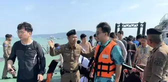 Phuket'te Tekne Alabora Oldu, 33 Turist Kurtarıldı