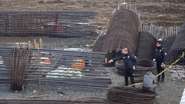 The tragic end of the worker who fell on a 1-ton bucket! His friends went into a nervous breakdown