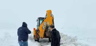 Edirne'de Karla Mücadele Çalışmaları Devam Ediyor