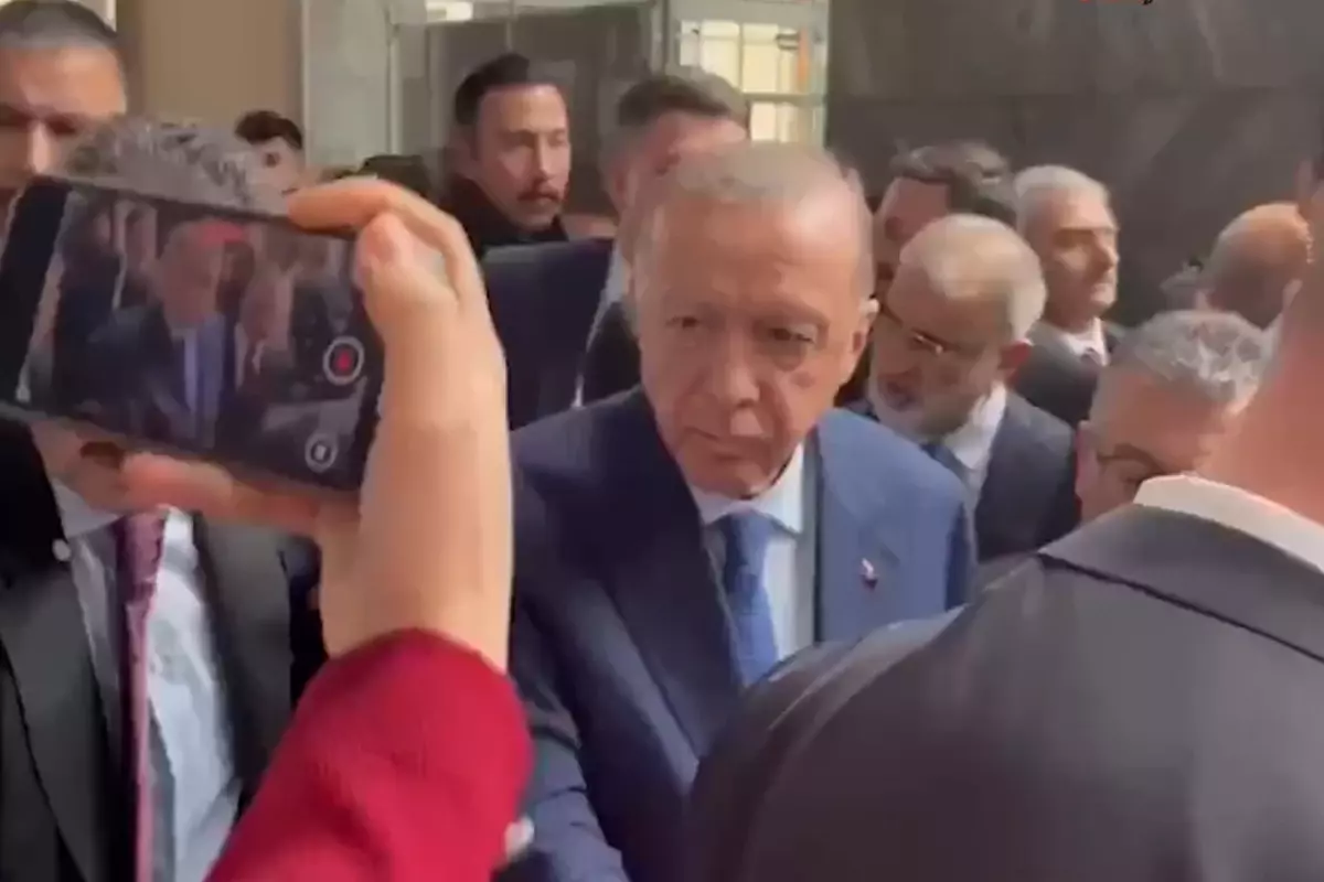 Erdoğan "Silah bırakma çağrısı geleceği konusunda umutlu musunuz?" sorusunu yanıtsız bıraktı