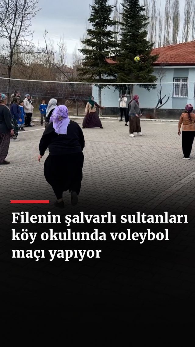 https://foto.haberler.com/haber/2025/01/15/filenin-salvarli-sultanlari-koy-okulunda-voleybol-oynuyor_1052_o.jpg