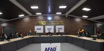 Kabataş Erkek Lisesi Öğrencilerine AFAD'tan Afet Farkındalık Eğitimi