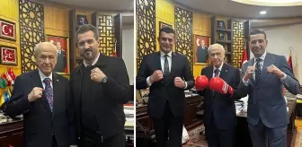 MHP lideri Bahçeli gardını aldı! Boks eldivenleriyle poz verdi