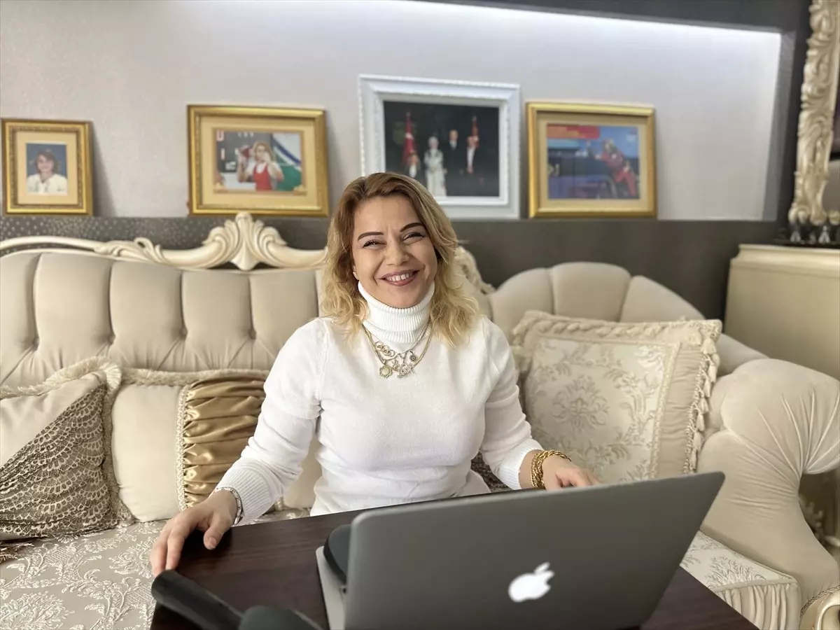 Milli Para Halterci Nazmiye Muratlı 'Yılın Kareleri' Oylamasına Katıldı