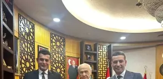 Boks Federasyonu Başkanı Suat Hekimoğlu, MHP Genel Başkanı Bahçeli'yi Ziyaret Etti