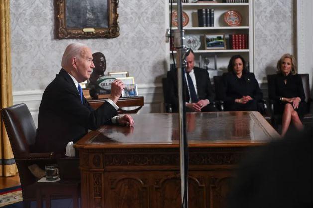 Interesting detail in Biden's speech: Pillow support in the Oval Office