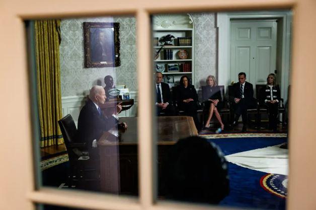 Interesting detail in Biden's speech: Pillow support in the Oval Office