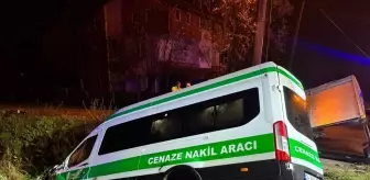 Cenazeye Giden Minibüs Sulama Kanalına Düştü: 10 Yaralı