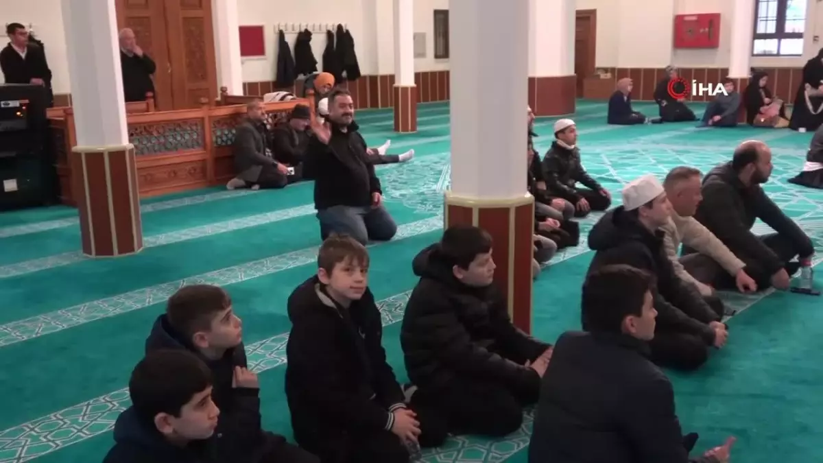 Kartal'da Ezan Okuma Yarışması Düzenlendi