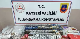 Kayseri'de Kaçak Çay ve Tütün Taşınan Tır Yakalandı