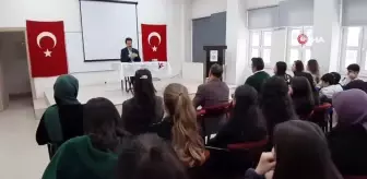 Kaymakam Ayhan Kalaycıoğlu, Öğrencilerle Kaymakamlık Mesleğini Paylaştı