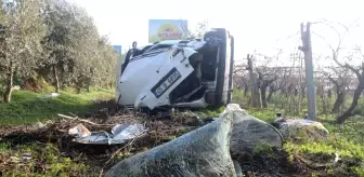 Manisa'da Kontrolden Çıkan Otomobil Tarlaya Uçtu