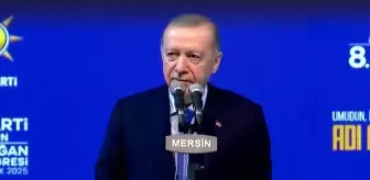 Cumhurbaşkanı Erdoğan'ın keyifli anları! Çalan şarkıya uzun uzun eşlik etti